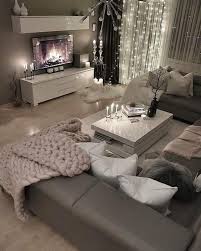 Loving This Grey Modern And Cozy Living Room Decor Livingroom Decor Roomdecorations Living Room Decor Cozy Living Room Decor Apartment Living Room Grey