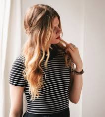 Visualizza altre idee su acconciature, bellezza dei capelli, acconciature . Acconciature Fai Da Te Capelli Lunghi La Mezza Coda Intrecciata Le Shampiste