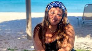 Τι συμπλήρωσε στο τέλος του γραπτού της η δανάη μπάρκα με προκειμένου να πάρει έναν υψηλότερο βαθμό H Danah Mparka Ekane To Prwto Mpanio Toy Kalokairioy H Fwto Me Oloswmo Magio Bovary