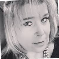 Effie Donaldson's Instagram, Twitter & Facebook