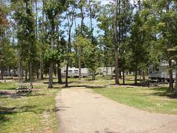 The 15 Best Campgrounds In The U S To Cool Off By The Lake Best Campgrounds Campground Camping Places