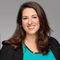 Amanda Ettinger's Instagram, Twitter & Facebook