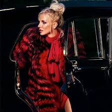 Britney jean spears (born december 2, 1981) is an american singer, songwriter, dancer, and actress. Britney Spears Albums Songs Playlists Listen On Deezer