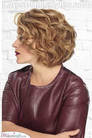 Curly Short Hair Gorgeous Mother Of The Bride Hairstyles Hair Styles Mother Of The Bride Hair Mother Of The Groom Hairstyles
