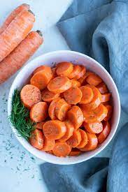 How To Boil Carrots Sliced Or Whole Evolving Table