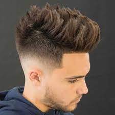 Está es un técnica fácil para los principiantes que le gusta la barbería. Mid Fade Con Raya The Best Drop Fade Hairstyles