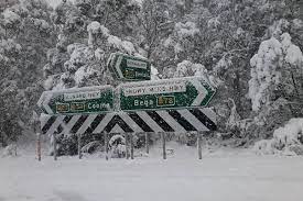 Armidale is a city in the northern tablelands, new south wales, australia. New South Wales Snow Damaging Roofs Felling Trees Ses Says Authorities Warn Of Ice As Roads Reopen Abc News Australian Broadcasting Corporation