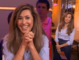 Blogestrenos, one of the fastest growing brazilian news website with several channels of journalism and different solutions for you or your business. De Casual Chic Look Van Fidan Ekiz Bij De Vooravond Style Like