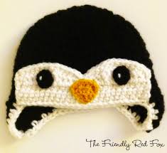 Houses are glowing with colorful lights, and holiday tunes are on the radio. 15 Super Festive Crocheted Christmas Hats