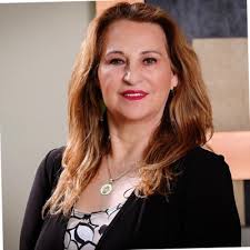 So excited and proud of Maria Fernanda Cuenca, Centro's newest Immigration  Counselor selected into the competitive Colibri Fellowship program run by  @The Resurrection Project. This program helps to…