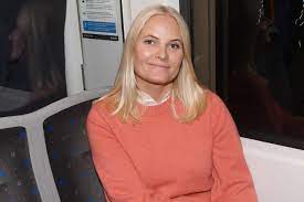 Maybe you would like to learn more about one of these? Mette Marit Neue Fotos So Trotzt Sie Der Krankheit Brigitte De