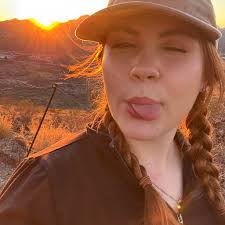 Selling rare Pokémon card Umbreon for $900