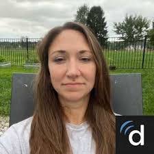 Melanie Slack's Instagram, Twitter & Facebook