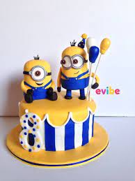 This original design is from pirikos cake design! Order Yummy Minion Theme Cake Online Birthday Cake In Mumbai Free Home Delivery Evibe In