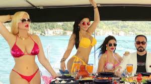 Nieuwe beslissing in verband met porno-prediker Adnan Oktar -