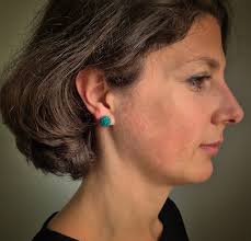 Mini Ohrstecker grün Variationen 11/0