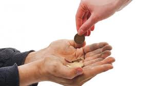 Oleh karena itu tidak disyaratkan pada zakat fitrah apa yang disyaratkan orang ini diberi zakat meskipun ia kaya sebanyak keperluannya untuk memasuki medan perang, seperti membeli senjata dan lain sebagainya. Cara Hitung Zakat Penghasilan Fitrah Emas Tabungan Anda Dosa Menanti Jika Tak Dibayar Halaman All Tribun Timur