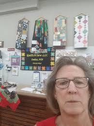 Resident quilters make handmade crafts