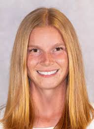 Samantha Dickerson's Instagram, Twitter & Facebook