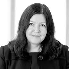 Kim Stanton's Instagram, Twitter & Facebook