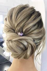 36 Amazing Graduation Hairstyles For Your Special Day Long Hair Styles Curly Hair Styles Naturally Ball Hairstyles
