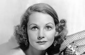 Elizabeth Allan's Instagram, Twitter & Facebook