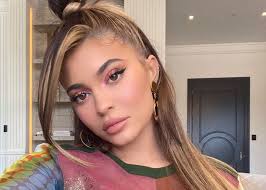 Beautybrands: Derfor lanserer kjendisene egne merker