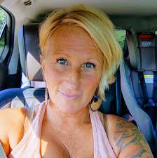 What is the regular setting for a pool filter?