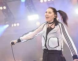 Bishop Briggs The Way I Do Lyrics Meaning Pin De Feride En Bishop Briggs