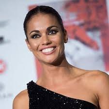 Lara Álvarez, de paseo con su novio, tras el enigmático mensaje que provocó  especulaciones sobre su relación