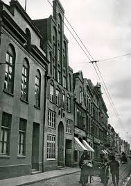 als die strassenbahn durch die huxstrasse fuhr und der mietkutscher durch das heutige kaffeehaus nr 35 zweites ha hansestadt lubeck lubeck travemunde lubeck