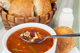 La Meilleure Recette De Soupe Minestrone Classique De Chez Nous Recipe Minestrone Minestrone Soup Minestrone Soup Recipe