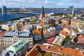 Lettland (lettisch latvija, amtlich republik lettland, lettisch latvijas republika) ist ein staat im baltikum. Geburtsort Riga Lettland Interkultur