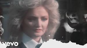 For the episode of the vampire diaries, see total eclipse of the heart (the vampire diaries). Bonnie Tyler Total Eclipse Of The Heart Long Version Audio Youtube