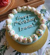 With shiloh fernandez, val kilmer, ewan mcgregor, william fichtner. 27 Birthday Cakes In Singapore Including Custom Cakes And Chocolate Cake