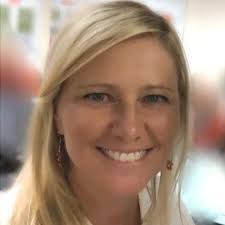 Michelle Deland's Instagram, Twitter & Facebook