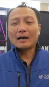 Congratulations to Eastern Title's Luke Fleck for being named the recipient  of the 2024 Young Professional of the Year at the upcoming GRCC Rockstar  Awards! 🎸🏡✨We're so proud of your achievements and