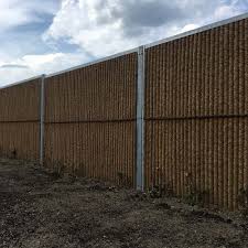 Was den einen kaum stört ist für den nah an der schallquelle aufbauen bei einem lärmschutz für den garten kommt es darauf an die. Garden Wall Der Naturliche Sichtschutzzaun Aus Kokos Auch Zum Bepflanzen Geeignet