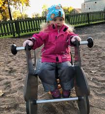 Lt → шведский → sommarpojkarna → lilla hjärtat → английский. Lilla Hjartats Mamma Minns Ingenting Av Mordet Julia Caesar
