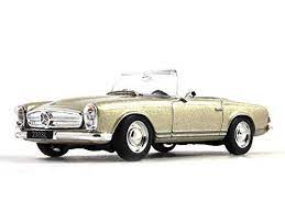 Amazon Com Mercedes Benz W113 1963 1 43 Scale Gold Color De Agostini German Sabriolet Diecast Model Car Toys Games Antique Cars 1960s Cars Toy Car
