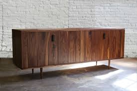 20 Beste Ideen Uber Skandinavische Mobel 2018 Skandinavischerwohnstil Skandinavischesdesign Mid Moderne Holzmobel Rustikale Konsolentische Esszimmer Buffet