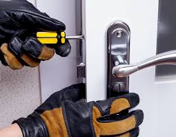 LockForce Las Vegas technician working in Las Vegas