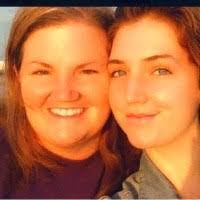 Danielle Pinkston's Instagram, Twitter & Facebook