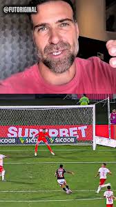 O Abel reclamou muito de falta em Bruno Fuchs no lance que gerou o pênalti  para o Flamengo. Na cobrança, Jorginho marcou o segundo gol do rubro-negro  na partida. O que achou