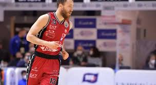 L'altezza media della prima squadra dell'olimpia milano, i cosiddetti roster, membri della rosa, ha dell'incredibile: Live Dinamo Sassari Olimpia Milano 73 85 Serie A Basket In Diretta L Armani Exchange Ritrova La Vittoria In Campionato Oa Sport