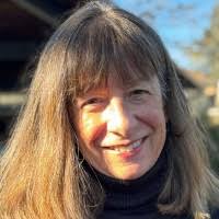 Deborah Mourey's Instagram, Twitter & Facebook