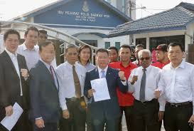 Born 11 november 1972), is a malaysian politician. Kor Ming Lapor Polis Kes Kata Kesat