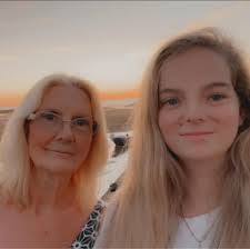 Looking for someone that can make small pieces of clothing for a small  bear. We have the fabric we want used just need them to be made into  smaller versions ☺️ Any