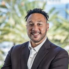 Throwback Thursday. This is my first NFL Touchdown pass 22 years ago  against the Chicago Bears. It goes for 98 yards to Johnnie Morton. That  ball was one yard short of ending