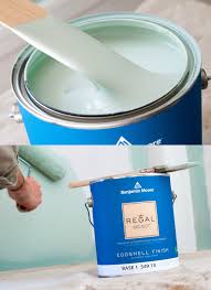 The Best Interior Paint Benjamin Moore Regal Select Goes On Easy And Combines Coverage Durability Best Interior Paint Premium Interior Paint Interior Paint